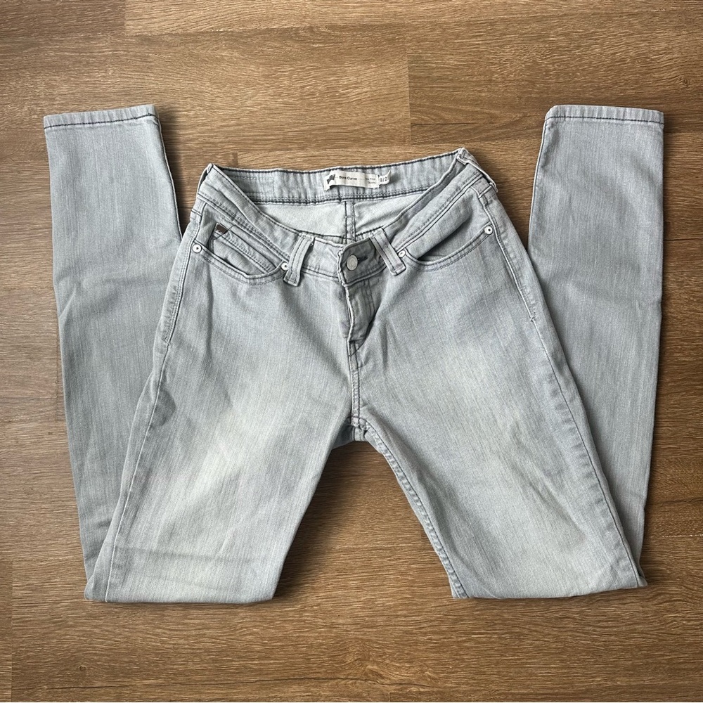 Levi’s Low Rise Skinny Bold Curve Light Gray Denim Jeans